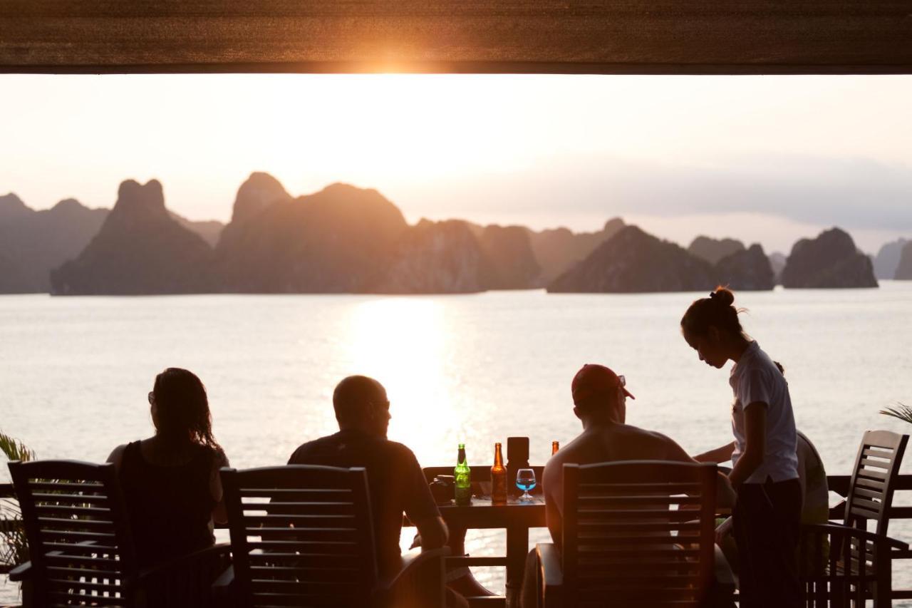 Halong Glory Legend Cruise Hotel Ha Long Exterior photo